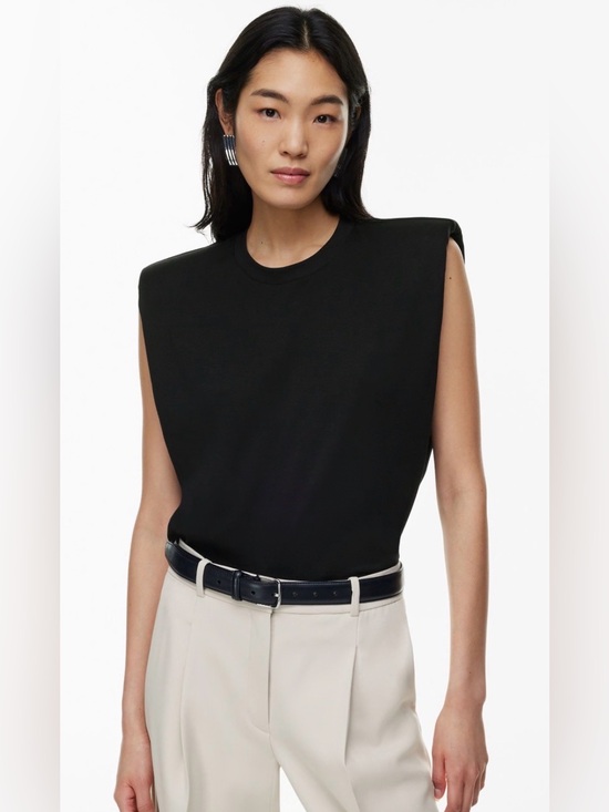 Babaton Tops - Babaton Shoulder Pad Black Tee Size XS